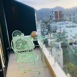 Kyrenia Classy Residence, Parking, Walkable To The Old Harbour, Bank Payment, Revolut & Paypal Accepted -super Fast Wifi *