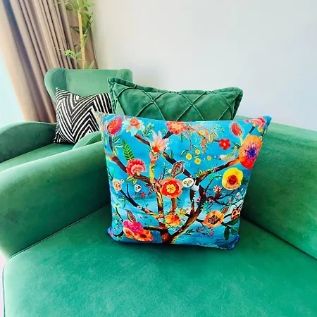 Classy Escape Central,high Speed Wifi Sea Views Apartment