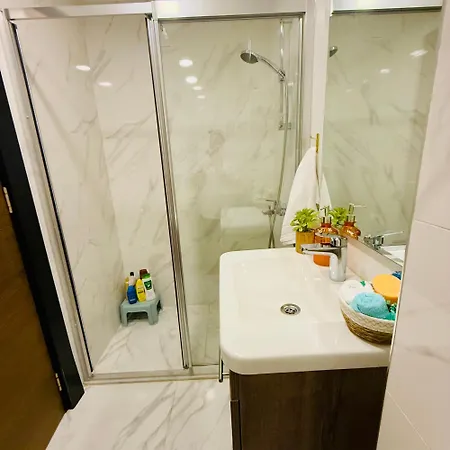 Classy Escape Flat, Kyrenia City, Walkable To The Harbour, High Speed Wifi * 凯里尼亚