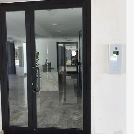 Apartment Classy Escape Girne Central,high Speed Wifi Sea Views *