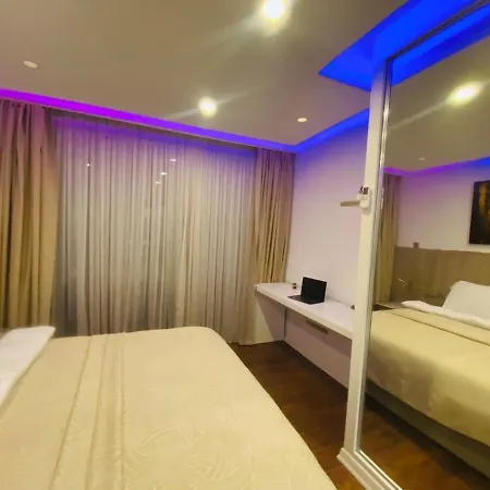 Classy Escape Flat, Kyrenia City, Walkable To The Harbour, High Speed Wifi 凯里尼亚