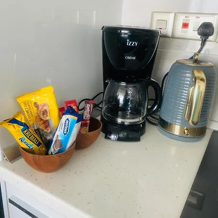 Classy Escape Central,high Speed Wifi Sea Views Kyrenia (Northern Cyprus)