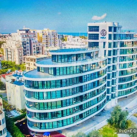 Classy Escape Girne Central,high Speed Wifi Sea Views