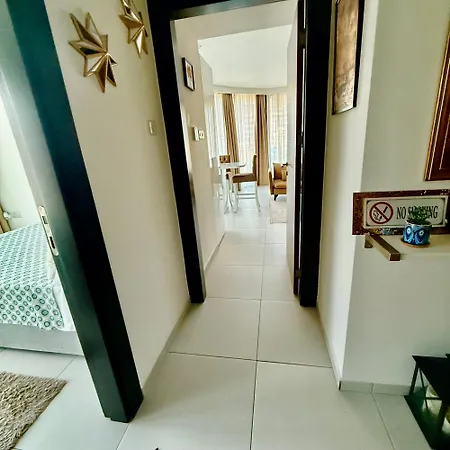 Апартаменты Classy Escape Central,high Speed Wifi Sea Views *