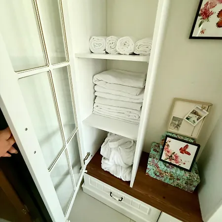 Classy Escape Flat, Kyrenia City, Walkable To The Harbour, High Speed Wifi 公寓 凯里尼亚