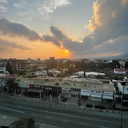 公寓 Classy Escape Flat, Kyrenia City, Walkable To The Harbour, High Speed Wifi 凯里尼亚