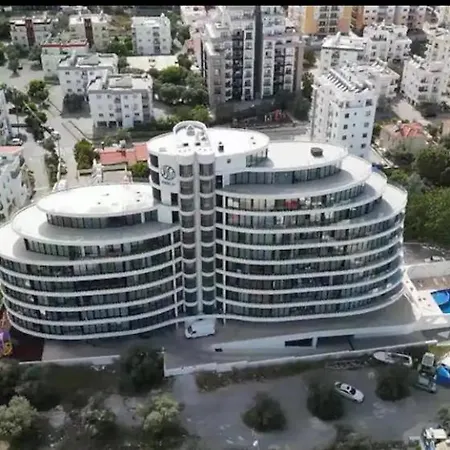 Classy Escape Flat, Kyrenia City, Walkable To The Harbour, High Speed Wifi 凯里尼亚