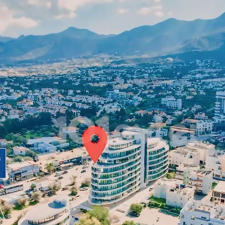 Kyrenia Classy Residence, Private Parking, Walk To Old Harbour, Bank Payment, Revolut & Paypal Accepted -super Fast Wifi-lgbtq Welcome, Ranked As Superhost Of Kyrenia-housekeeping Included With Classy Escape Apartament