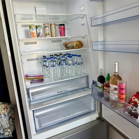 Classy Escape Central,high Speed Wifi Sea Views Appartement *