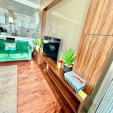 アパート Classy Escape Residence, Private Allocated Parking, Kyrenia City, Walkable To The Old Harbour, 5 Minutes To Grand Pasha Casino -super Fast Wifi キレニア