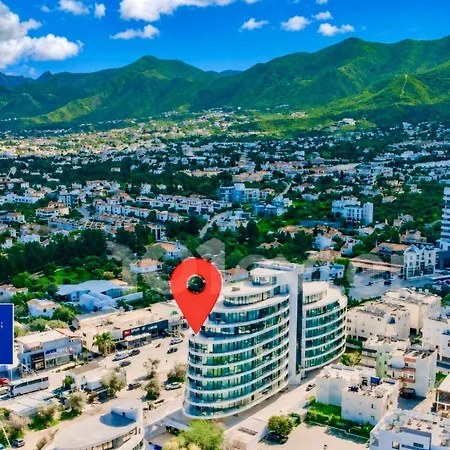 Kyrenia Classy Residence, Private Parking, Walk To Old Harbour, Bank Payment, Revolut & Paypal Accepted -super Fast Wifi-lgbtq Welcome, Ranked As Superhost Of Kyrenia-housekeeping Included With Classy Escape Apartament Kirenia