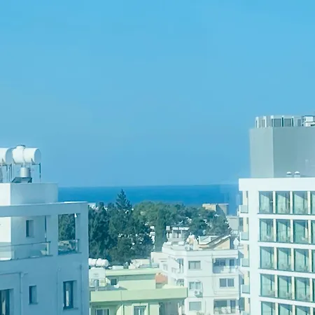 Apartament Kyrenia Classy Residence, Private Parking, Walk To Old Harbour, Bank Payment, Revolut & Paypal Accepted -super Fast Wifi-lgbtq Welcome, Ranked As Superhost Of Kyrenia-housekeeping Included With Classy Escape Kirenia