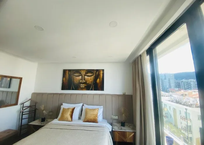 Classy Escape Residence, Private Allocated Parking, Kyrenia City, Walkable To The Old Harbour, 5 Minutes To Grand Pasha Casino -super Fast Wifi アパート キレニア