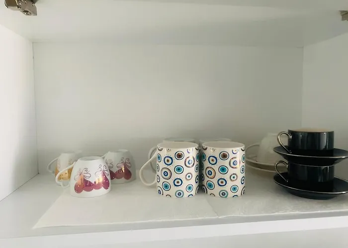 Classy Escape Residence, Private Allocated Parking, Kyrenia City, Walkable To The Old Harbour, 5 Minutes To Grand Pasha Casino -super Fast Wifi アパート