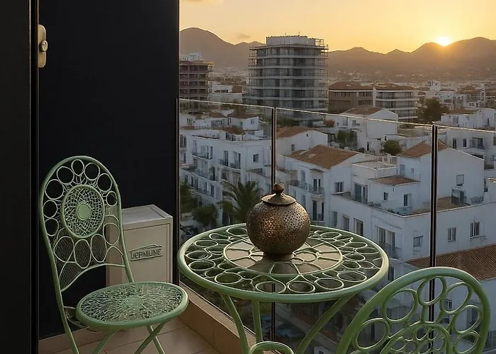 アパート Classy Escape Residence, Private Allocated Parking, Kyrenia City, Walkable To The Old Harbour, 5 Minutes To Grand Pasha Casino -super Fast Wifi キレニア