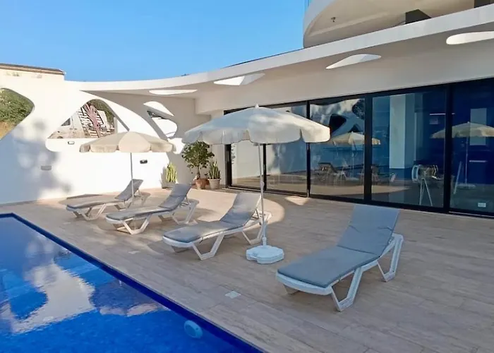 アパート Classy Escape Residence, Private Allocated Parking, Kyrenia City, Walkable To The Old Harbour, 5 Minutes To Grand Pasha Casino -super Fast Wifi キレニア