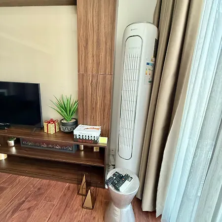 Classy Escape Residence, Private Allocated Parking, Kyrenia City, Walkable To The Old Harbour, 5 Minutes To Grand Pasha Casino -super Fast Wifi Kyrenia (Northern Cyprus)