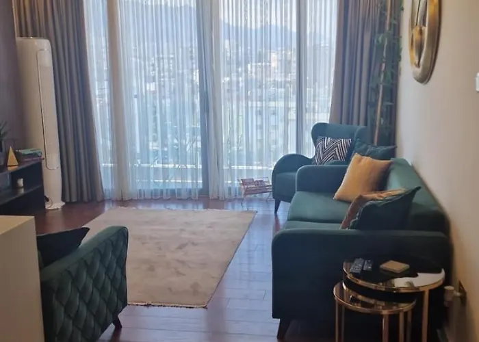 Apartamento Classy Escape Residence, Private Allocated Parking, Kyrenia City, Walkable To The Old Harbour, 5 Minutes To Grand Pasha Casino -super Fast Wifi